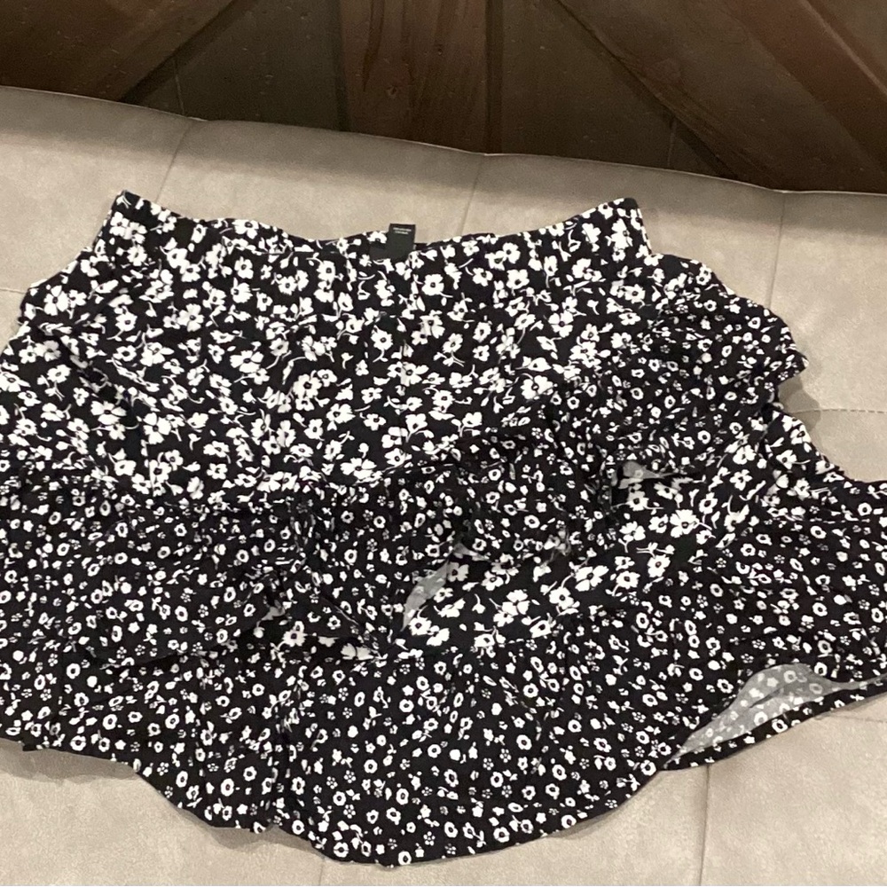 Black and White Floral Skirt